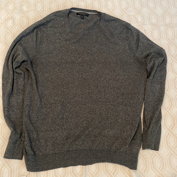 Banana Republic - Picture 1 of 2